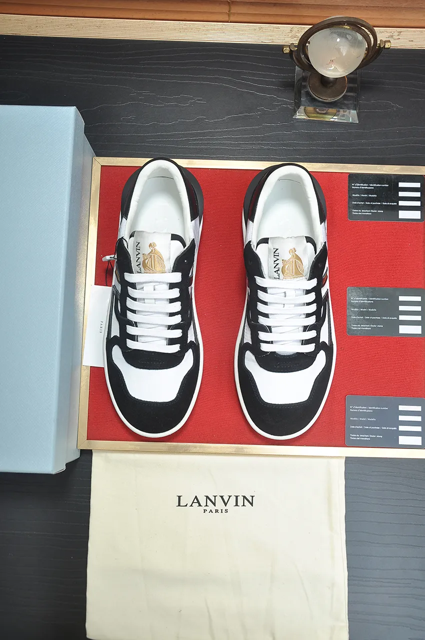Men's men's shoes💰540💶[LANVIN] The latest lace-up fashionable casual couple sneakers, high-quality CLAY couple series‼ ️ The latest trendy products of the season 🌈Many bloggers have planted grass and purchased the original open-mold customization. The upper and outsole are sewn with mark threads without edge sealing. A variety of material splicing combination design. Very versatile for fashionable and casual wear. Comfortable on the feet. Self-recommended. Upper cowhide + cow suede + breathable mesh lining. Foot-padding cowhide. Exclusive original open-mold clear logo rubber outsole ⚠️Couple standard size 36-40 for women and 38-44 for men.